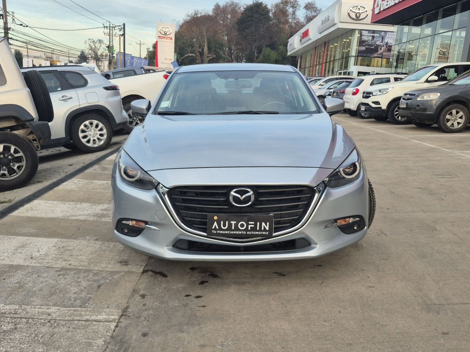 MAZDA 3 2020 - Imagen 3 de 15