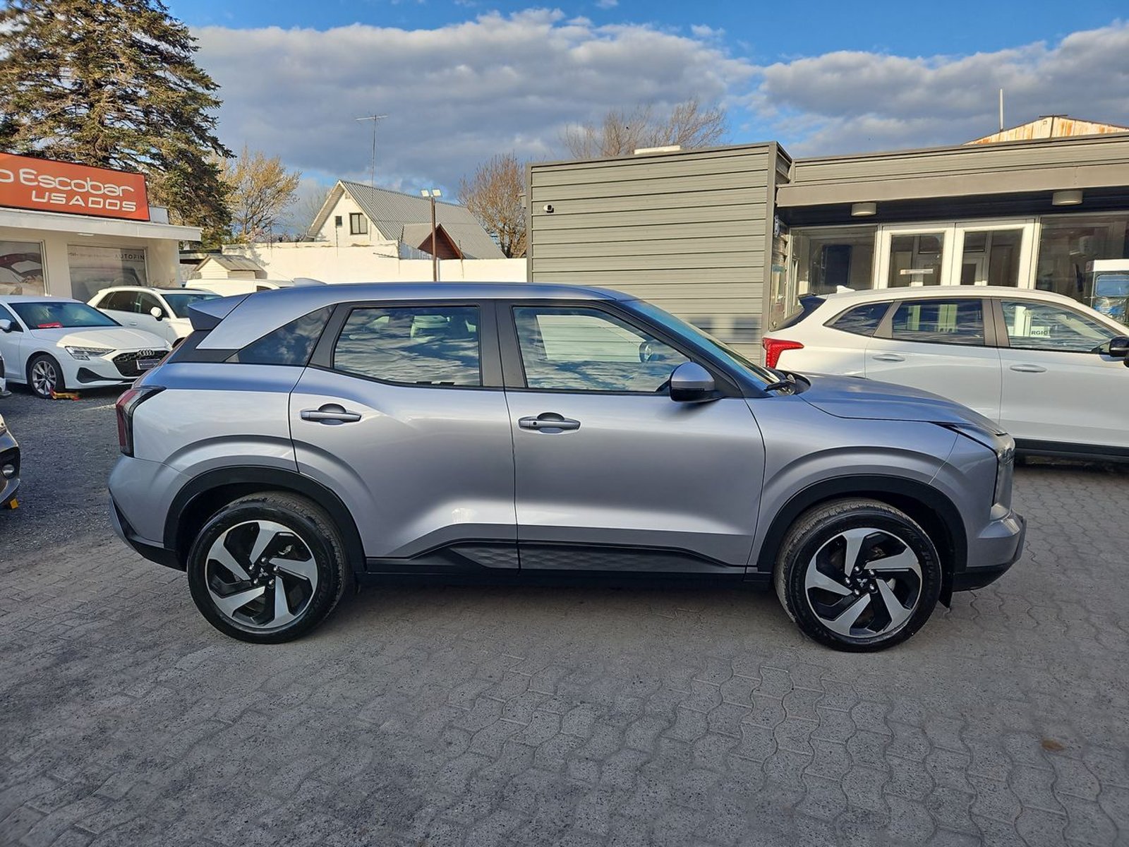 Mitsubishi OUTLANDER 2025 - Foto 4 de 14