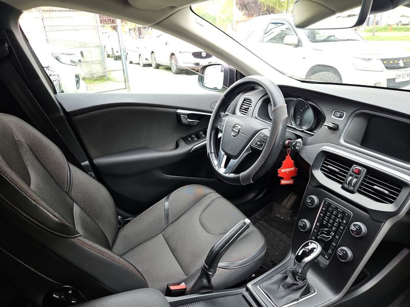 Volvo V40 2018 - Imagen 15 de 15