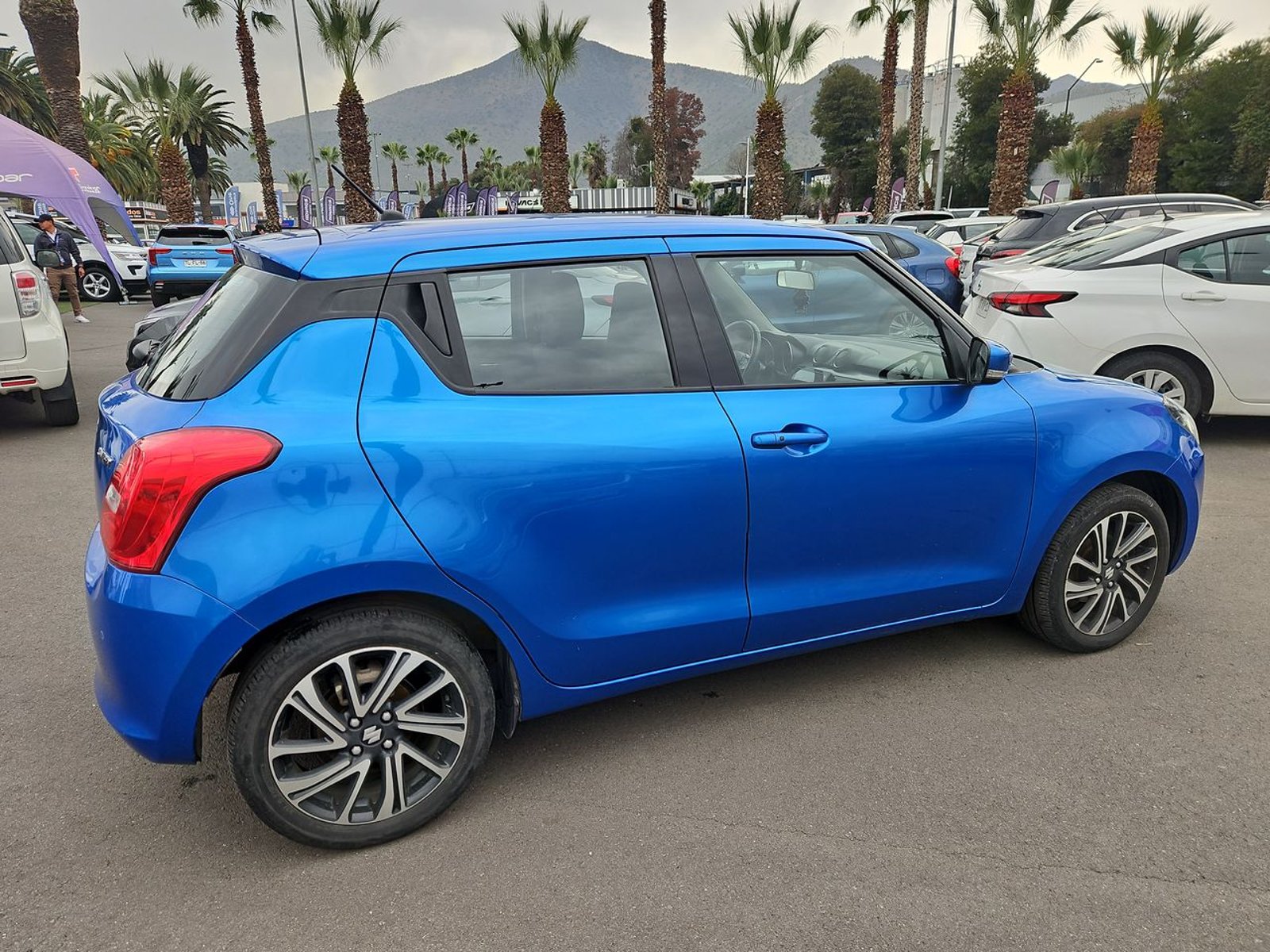 Suzuki SWIFT 2023 - Imagen 9 de 15