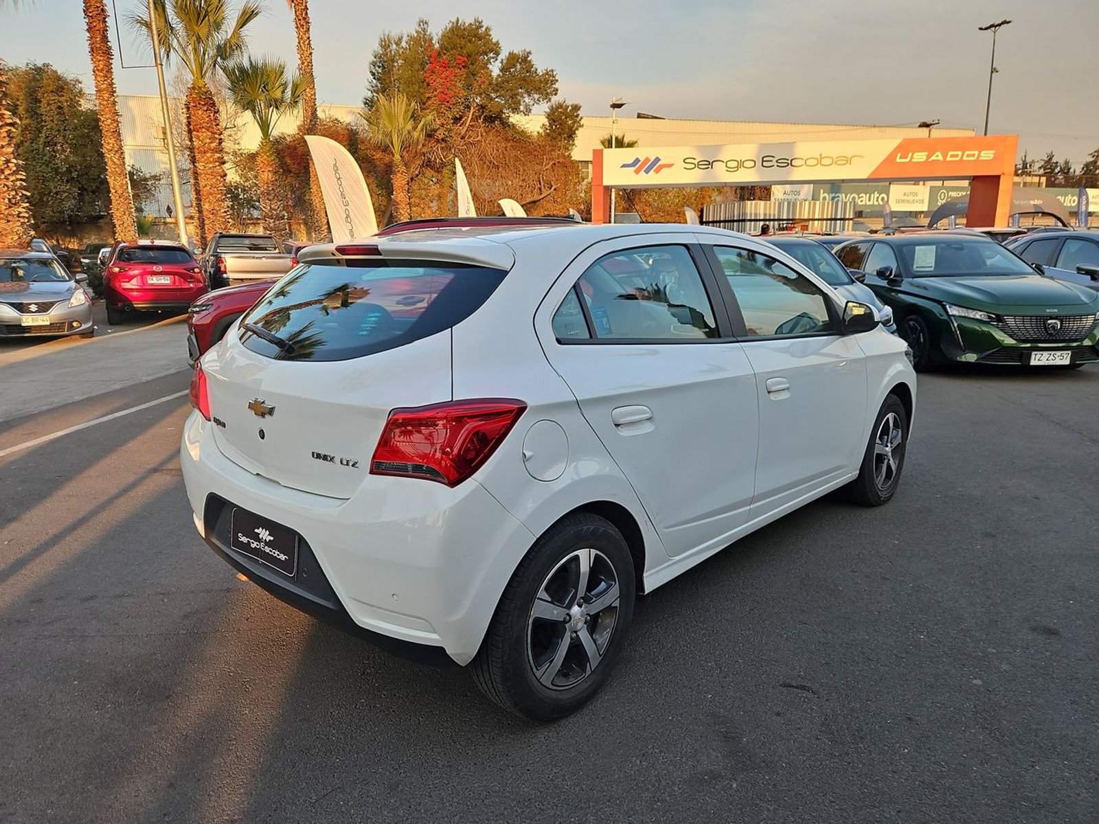 CHEVROLET ONIX 2017 - Imagen 7 de 14