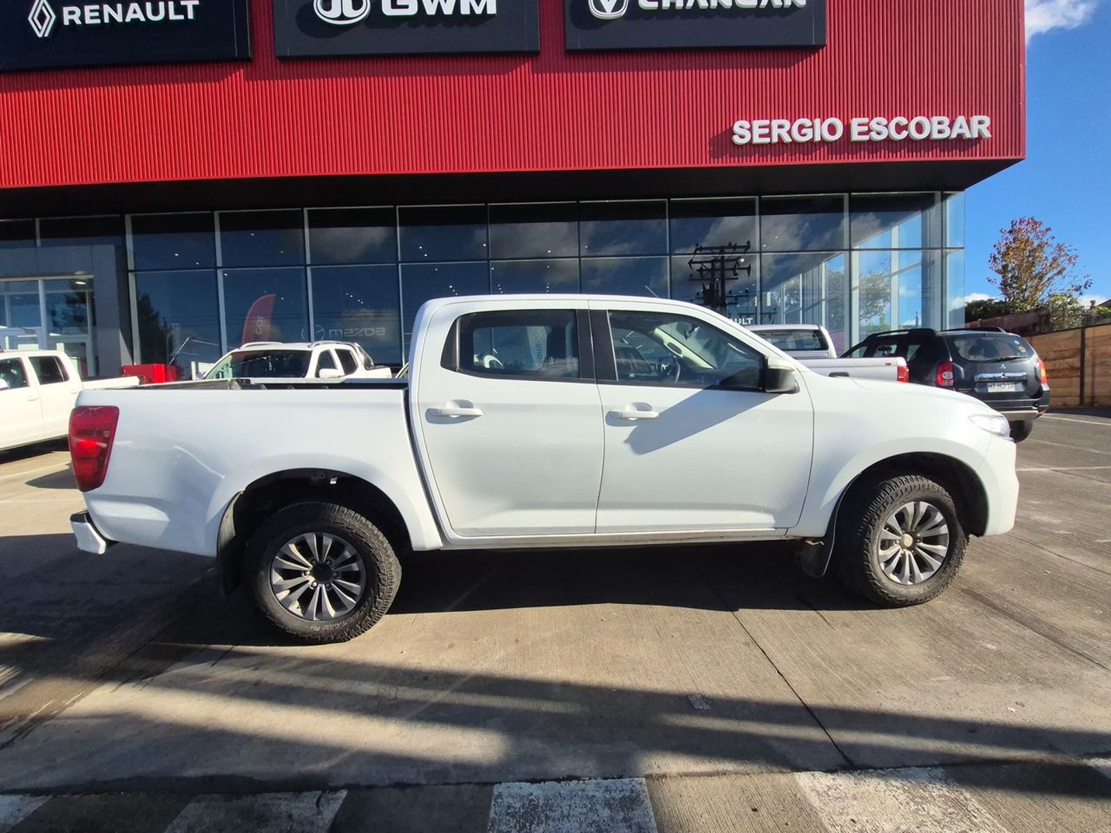 MAZDA BT-50 2024 - Imagen 9 de 15