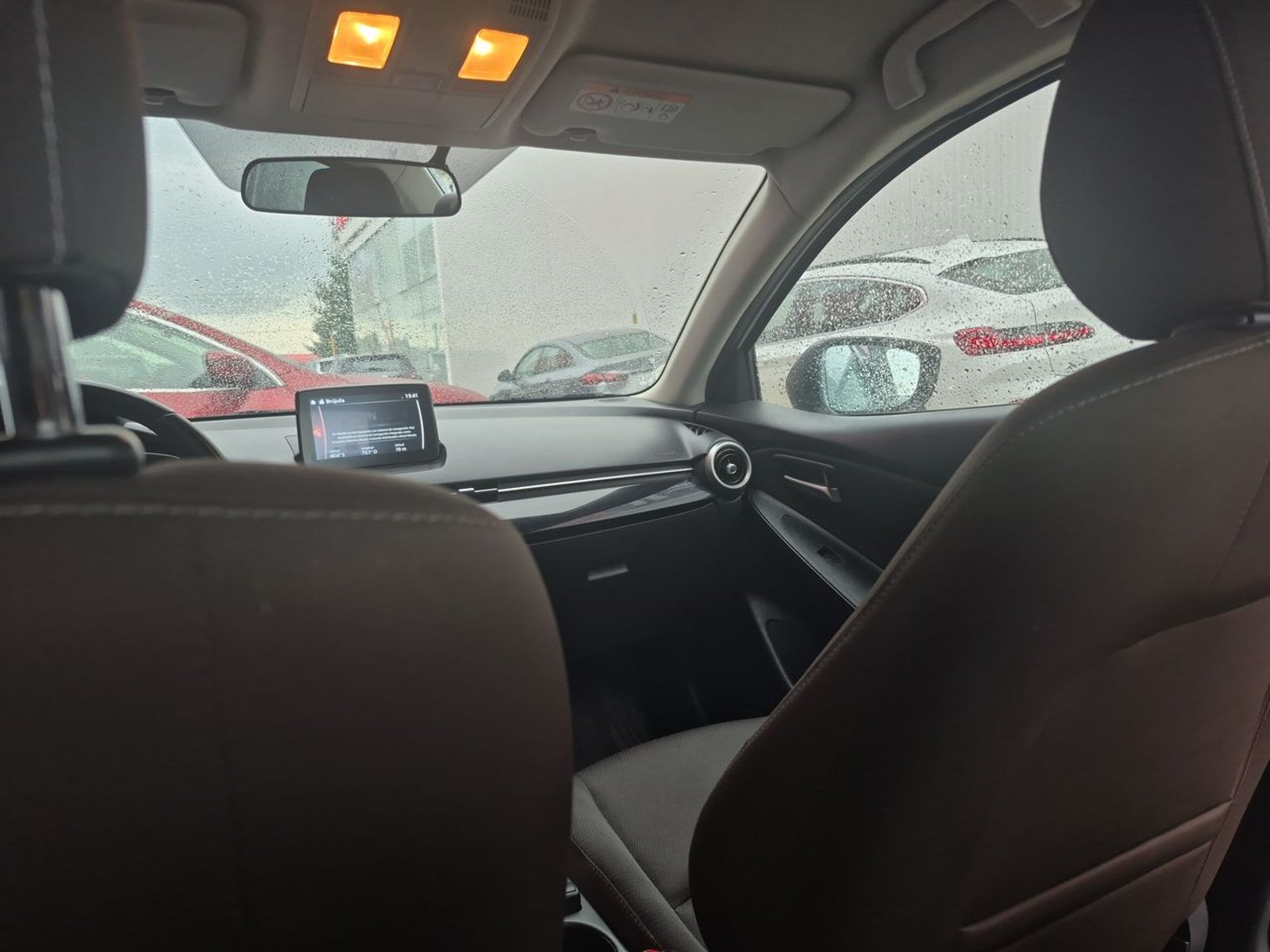 Mazda 2 2023 - Imagen 14 de 15