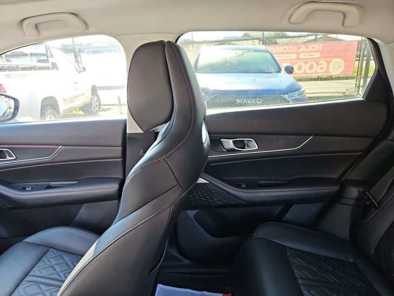 Changan UNI-K 2025 - Imagen 10 de 15