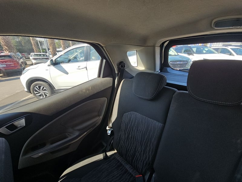 Ford ECOSPORT 2017 - Imagen 13 de 15