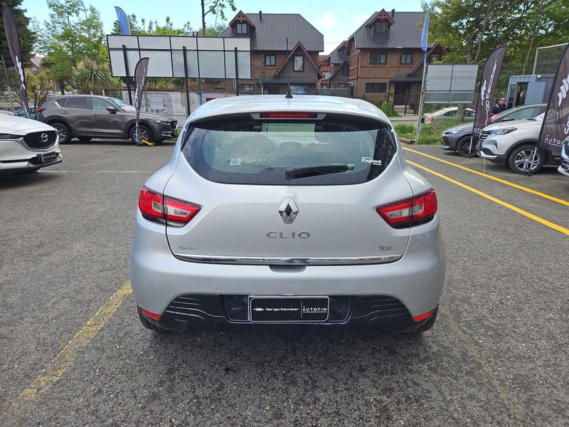 Renault CLIO 2017 - Imagen 7 de 15