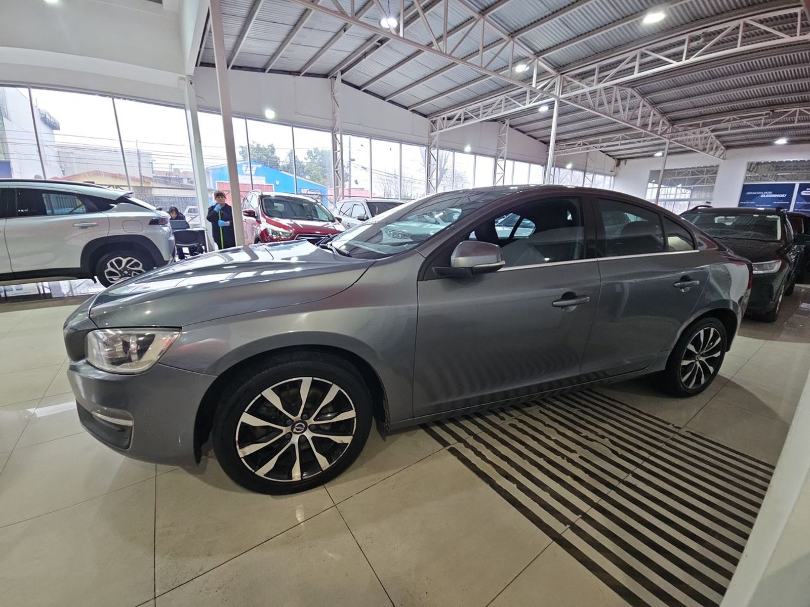 Volvo S60 2018 - Imagen 9 de 15