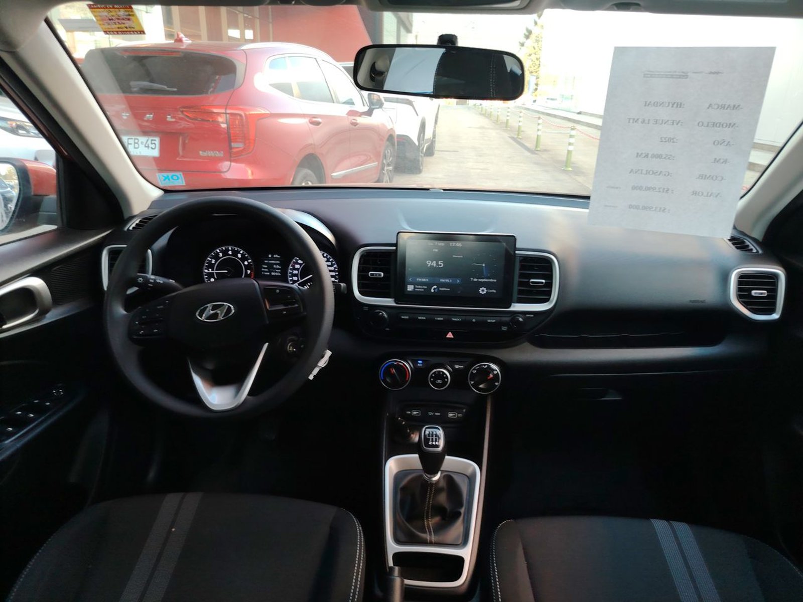 Hyundai VENUE 2022 - Imagen 10 de 15
