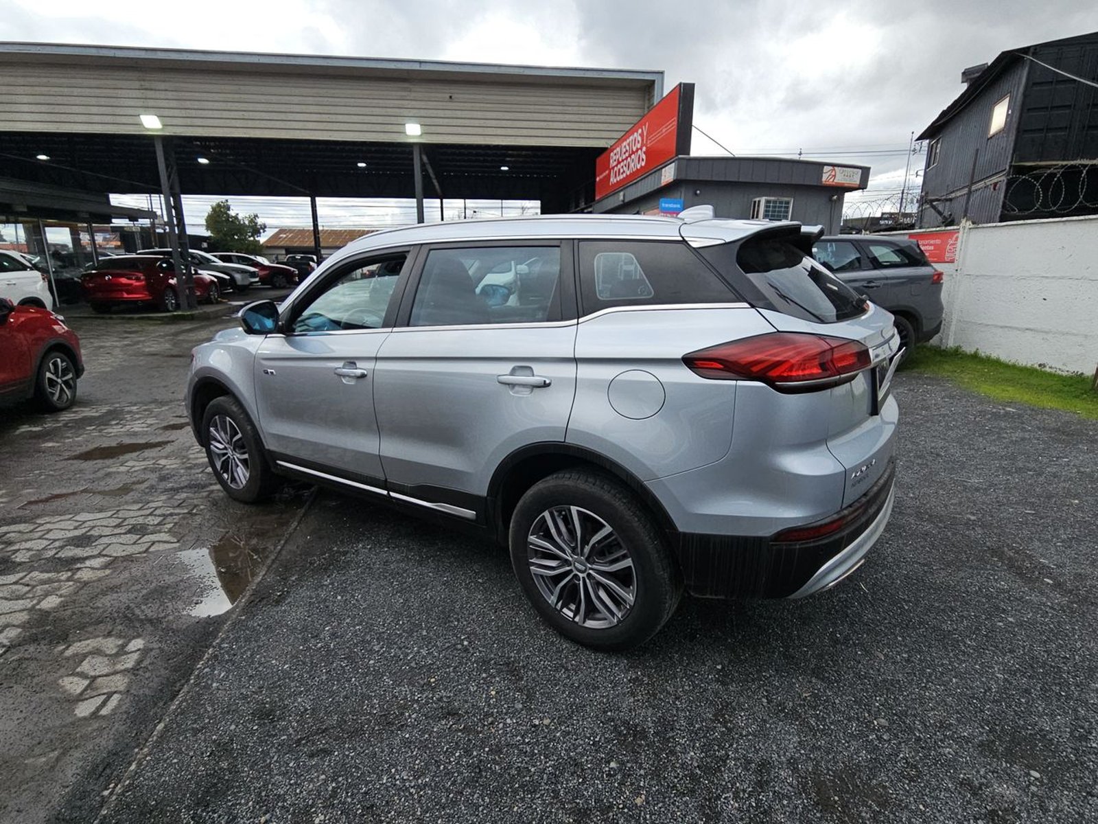Geely AZKARRA 2023 - Imagen 8 de 15