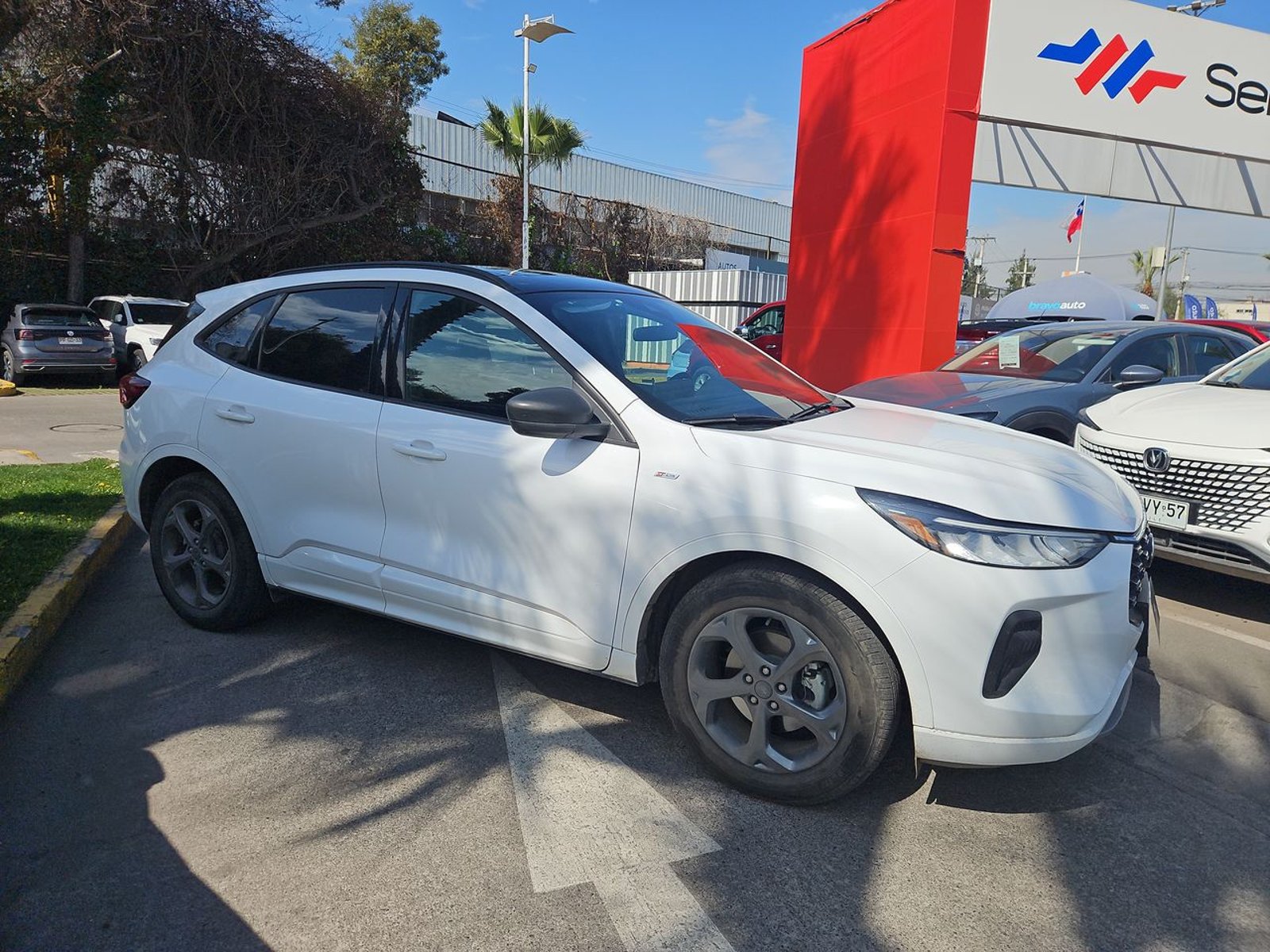 Ford ESCAPE 2024 - Foto 2 de 15