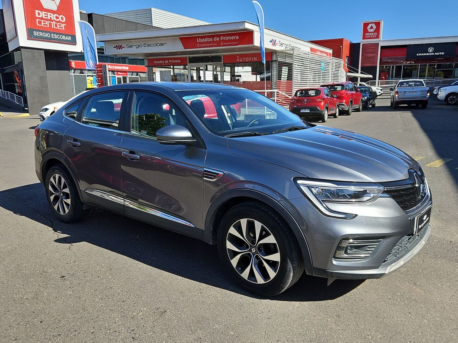 RENAULT ARKANA 2022 - Imagen 4 de 15