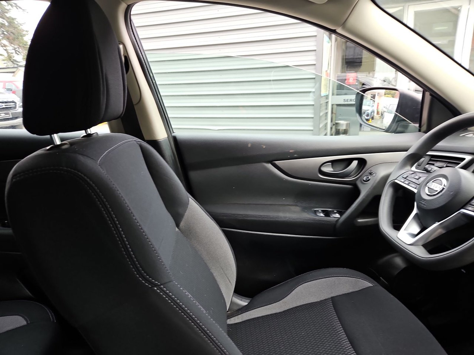 NISSAN QASHQAI 2021 - Imagen 14 de 15