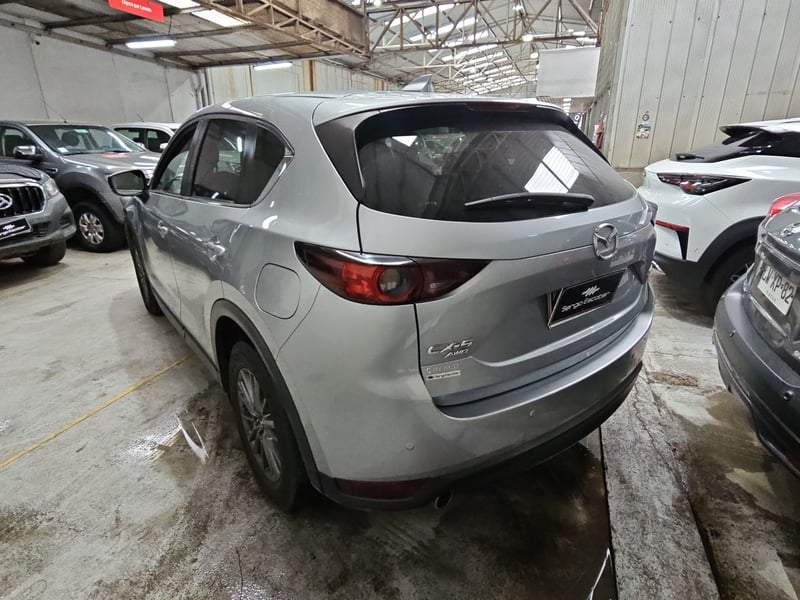 Mazda CX-5 2018 - Imagen 6 de 15