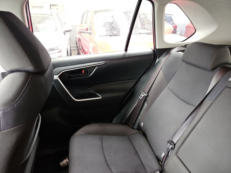 Toyota RAV4 2020 - Imagen 11 de 15
