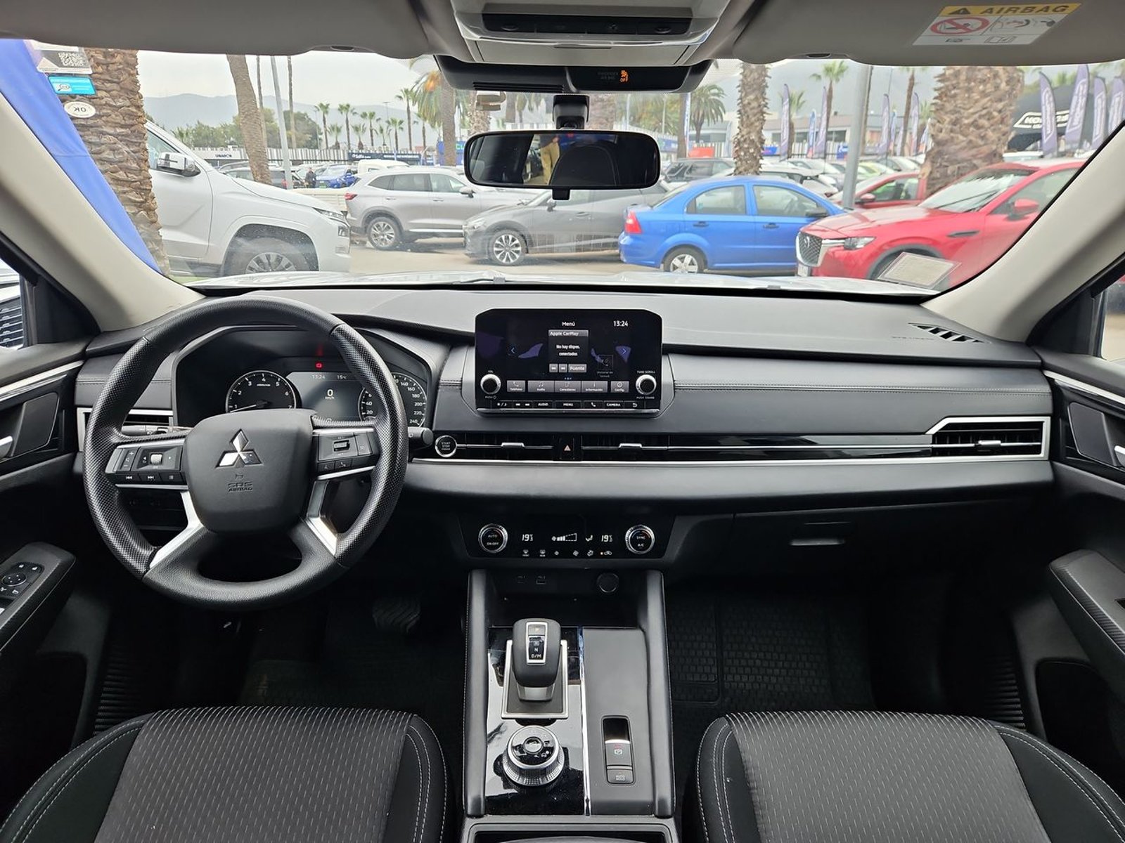 Mitsubishi OUTLANDER 2024 - Imagen 10 de 15