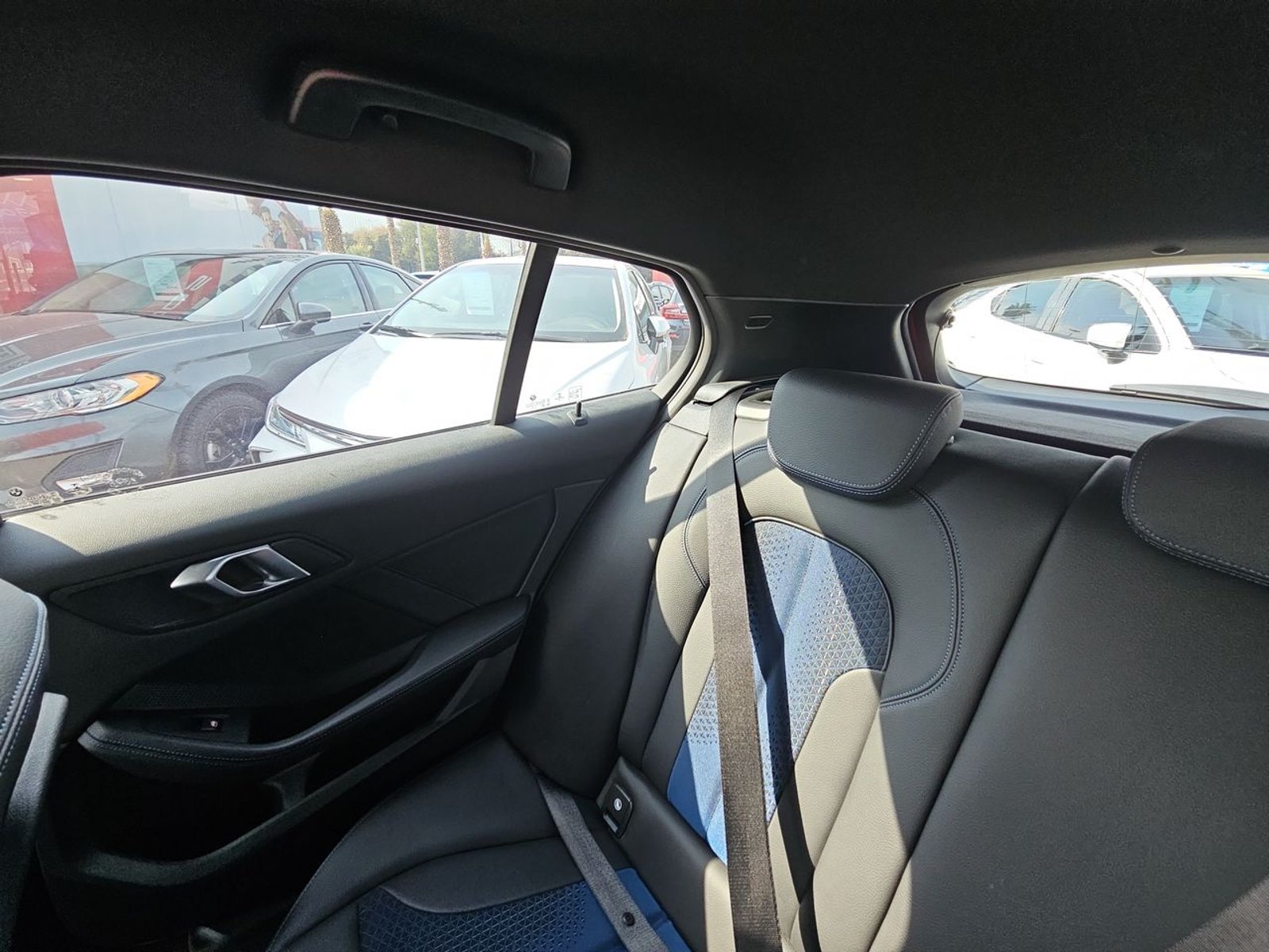 BMW 118I 2023 - Imagen 12 de 14