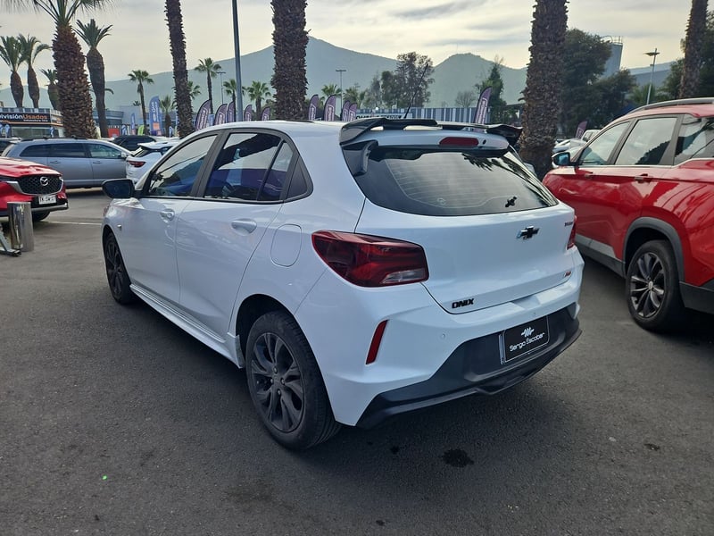 Chevrolet ONIX 2021 - Imagen 6 de 15