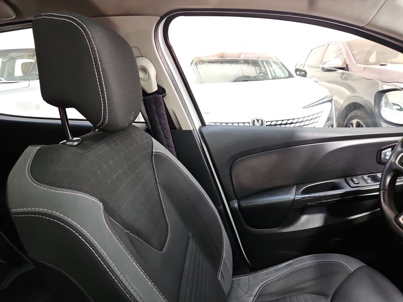 Renault CLIO 2017 - Imagen 14 de 15