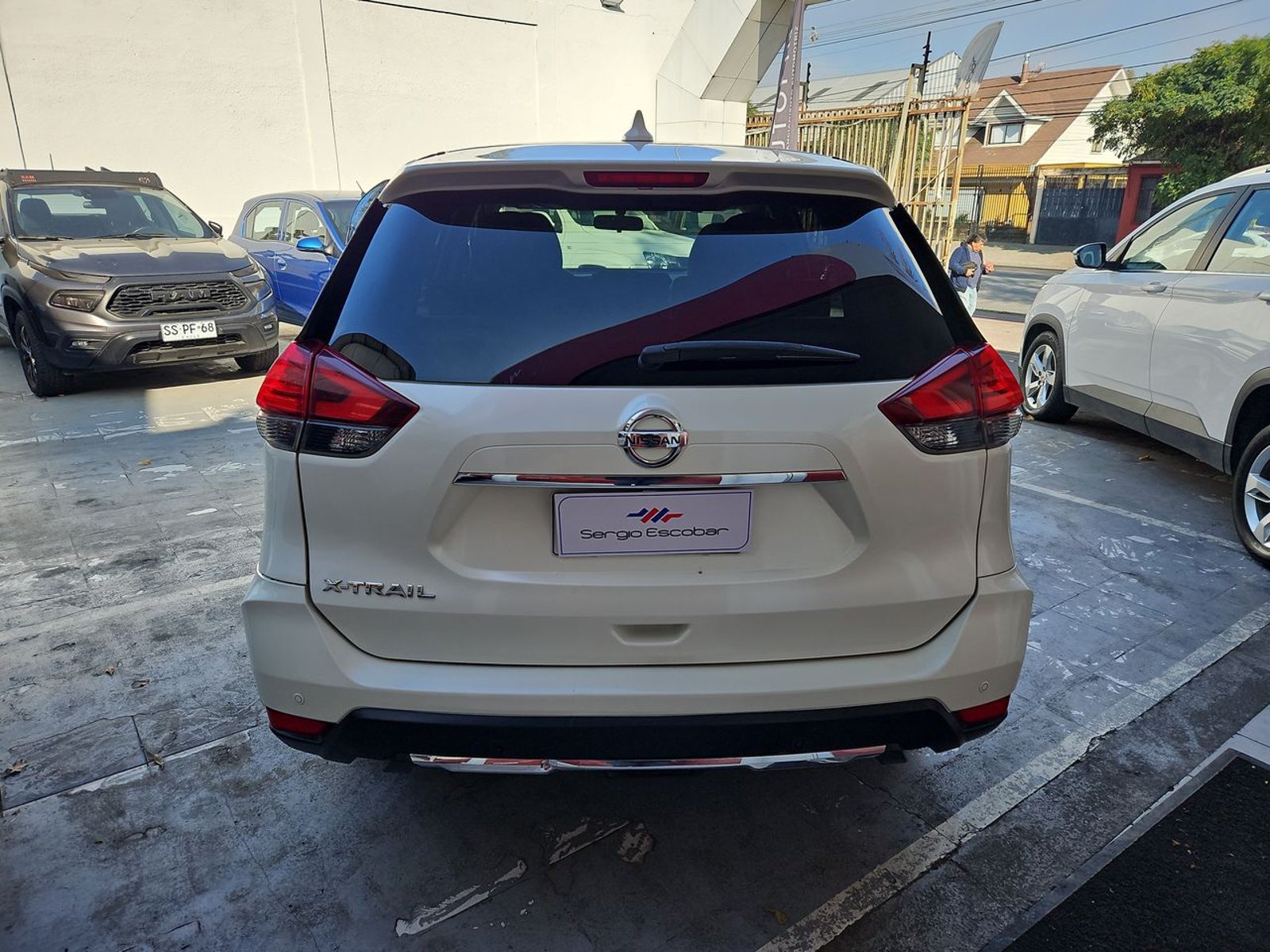 NISSAN X-TRAIL 2023 - Imagen 7 de 15