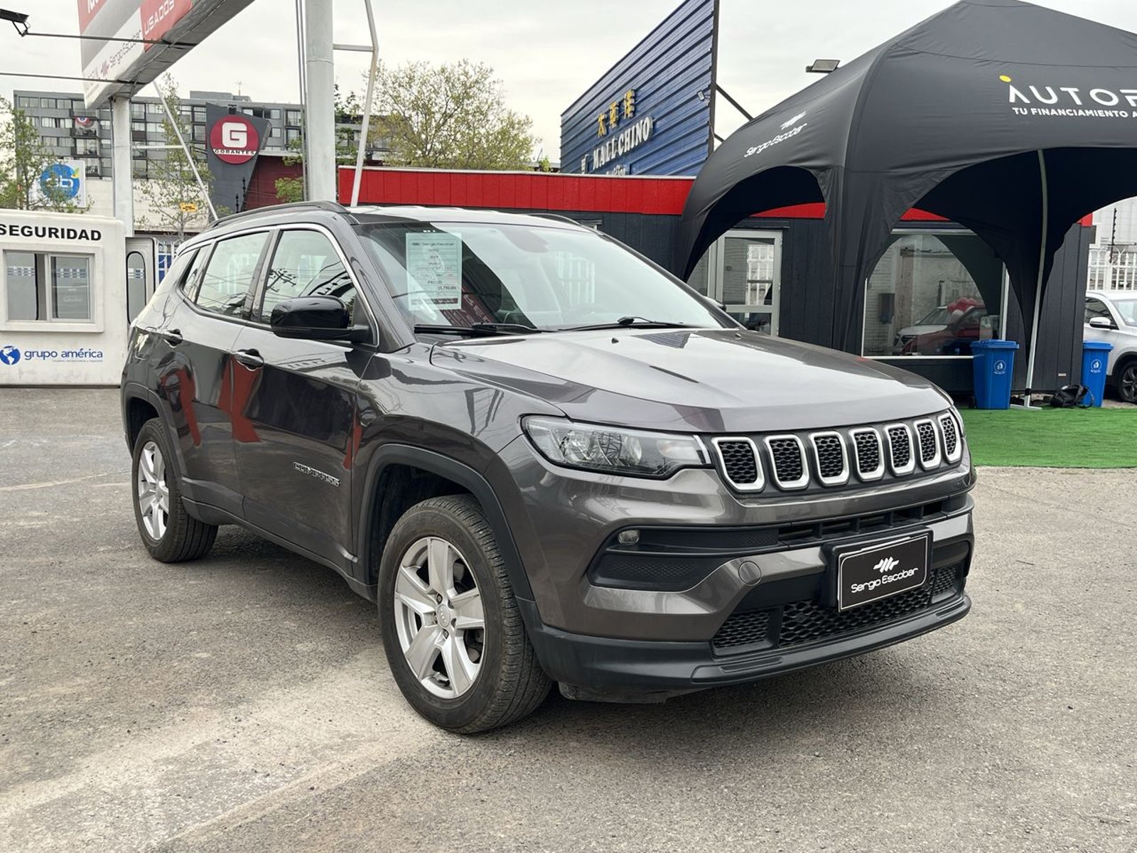 Jeep COMPASS 2023 - Foto 2 de 15