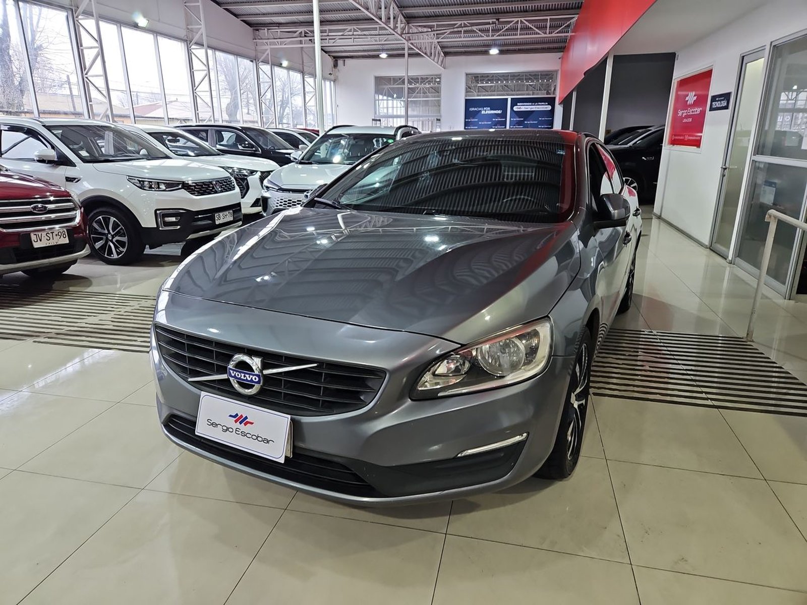 Volvo S60 2018 - Foto 2 de 15