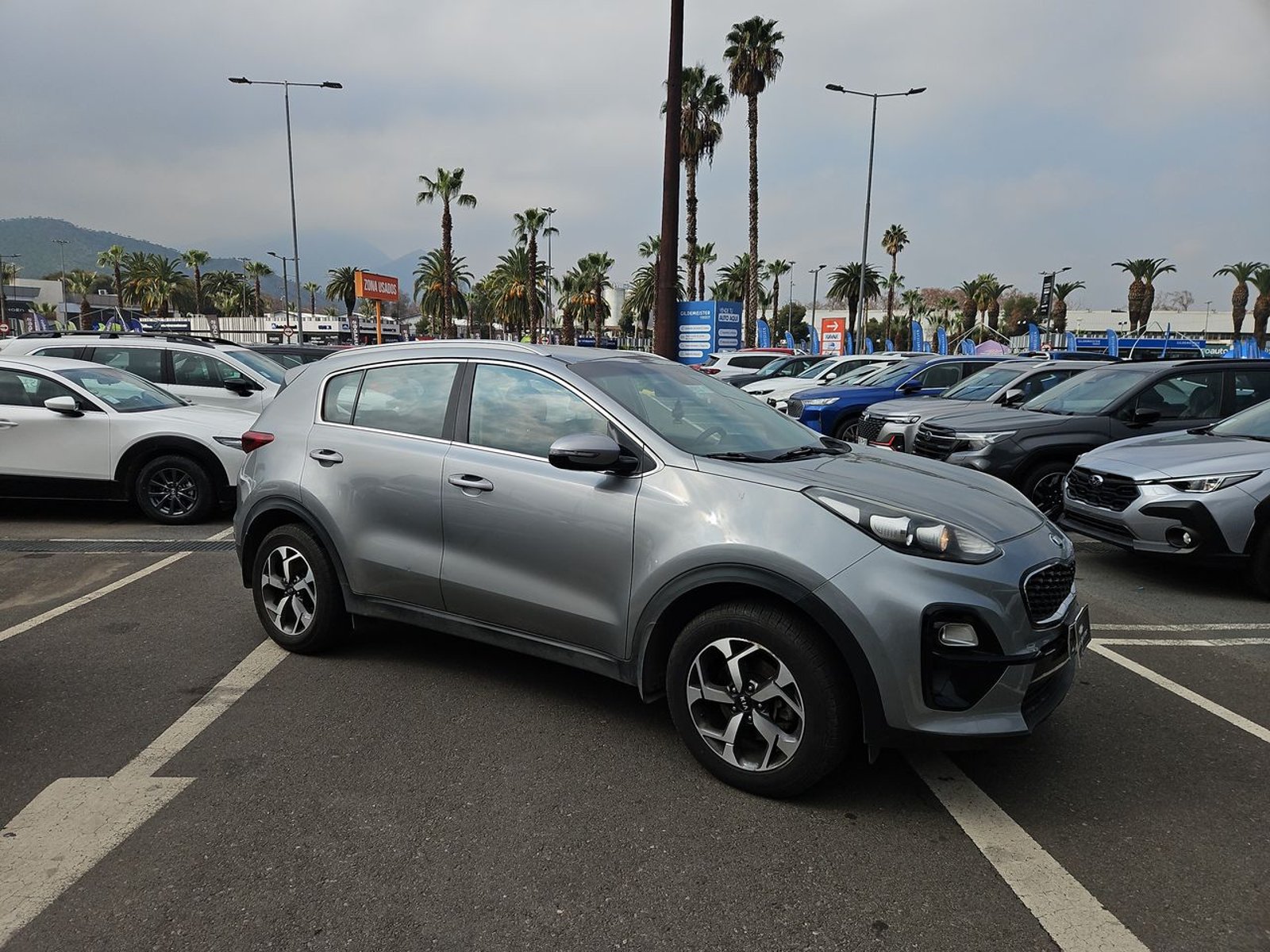 Kia SPORTAGE 2021 - Foto 2 de 15