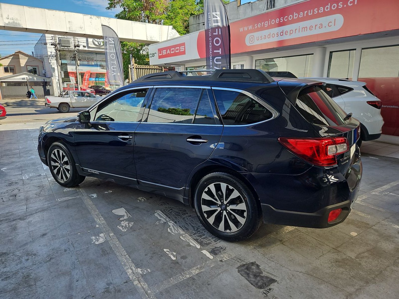 SUBARU OUTBACK 2015 - Imagen 8 de 15