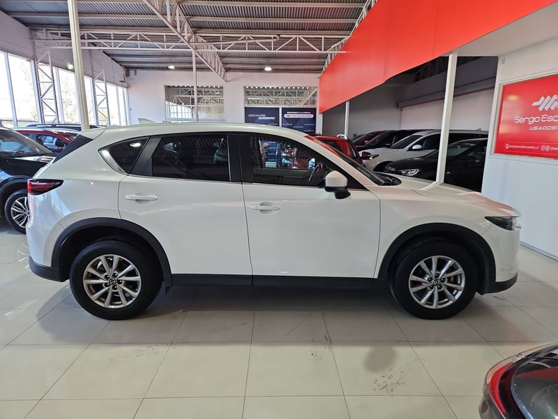 Mazda CX-5 2024 - Imagen 9 de 15