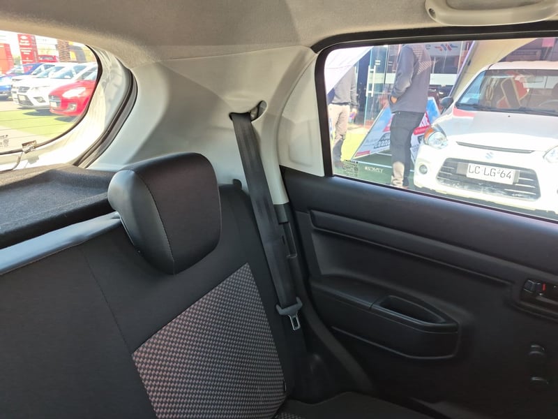 Suzuki S-PRESSO 2025 - Imagen 14 de 15
