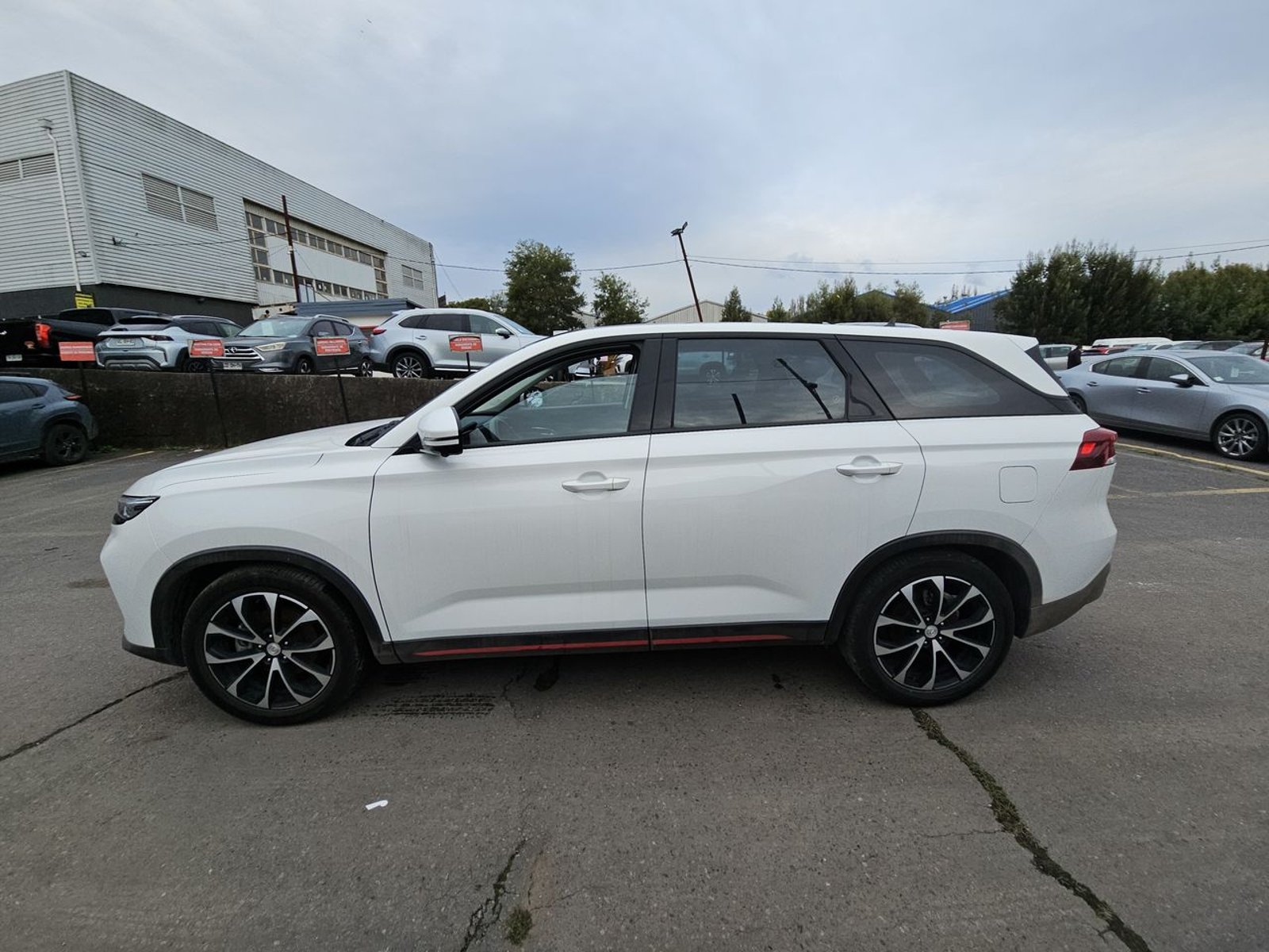 CHANGAN X7 2024 - Imagen 9 de 15