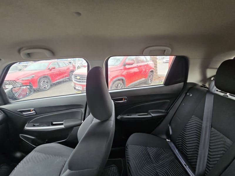 Suzuki SWIFT 2021 - Imagen 12 de 15