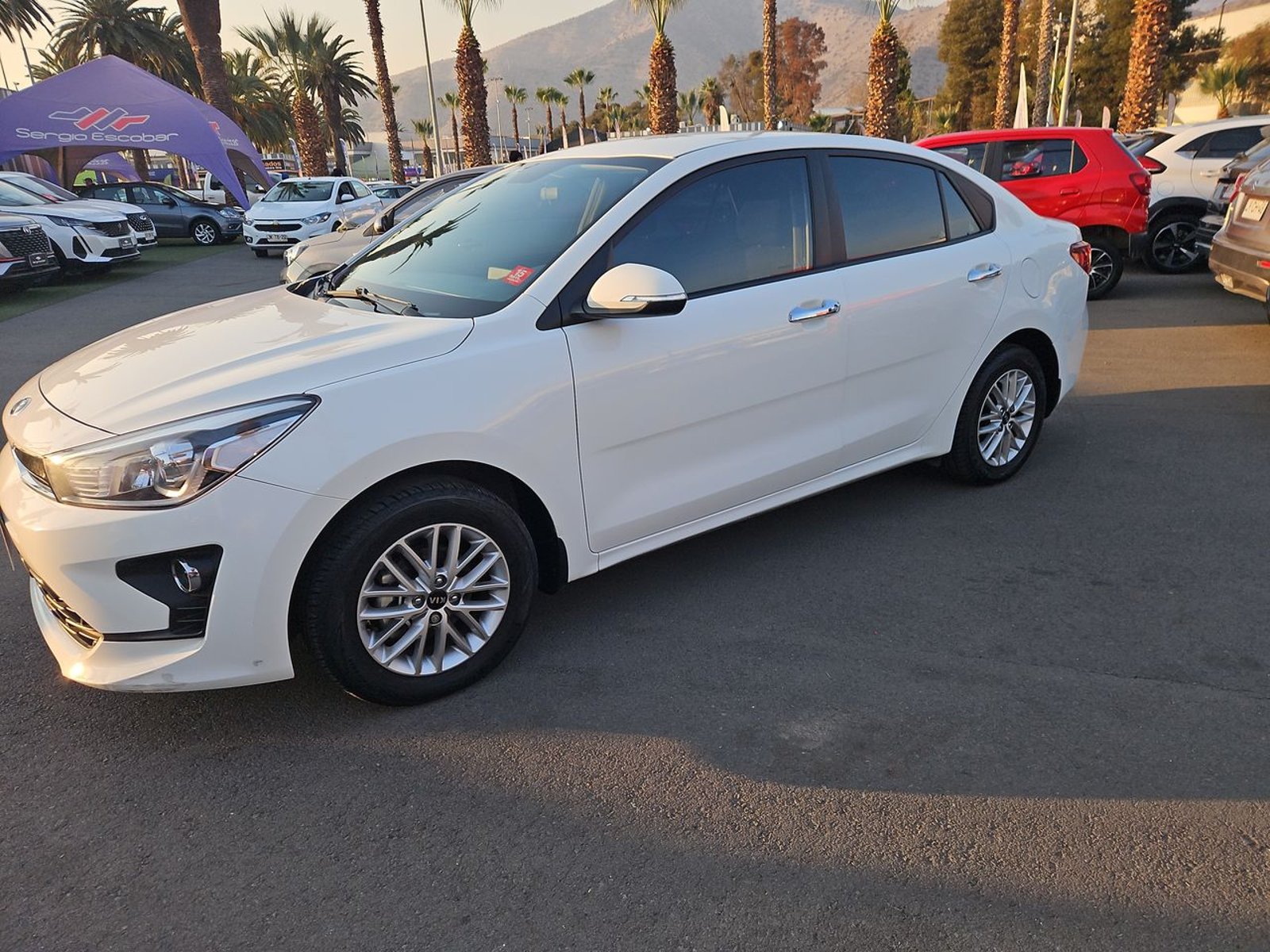 KIA RIO 4 2021 - Foto 4 de 15