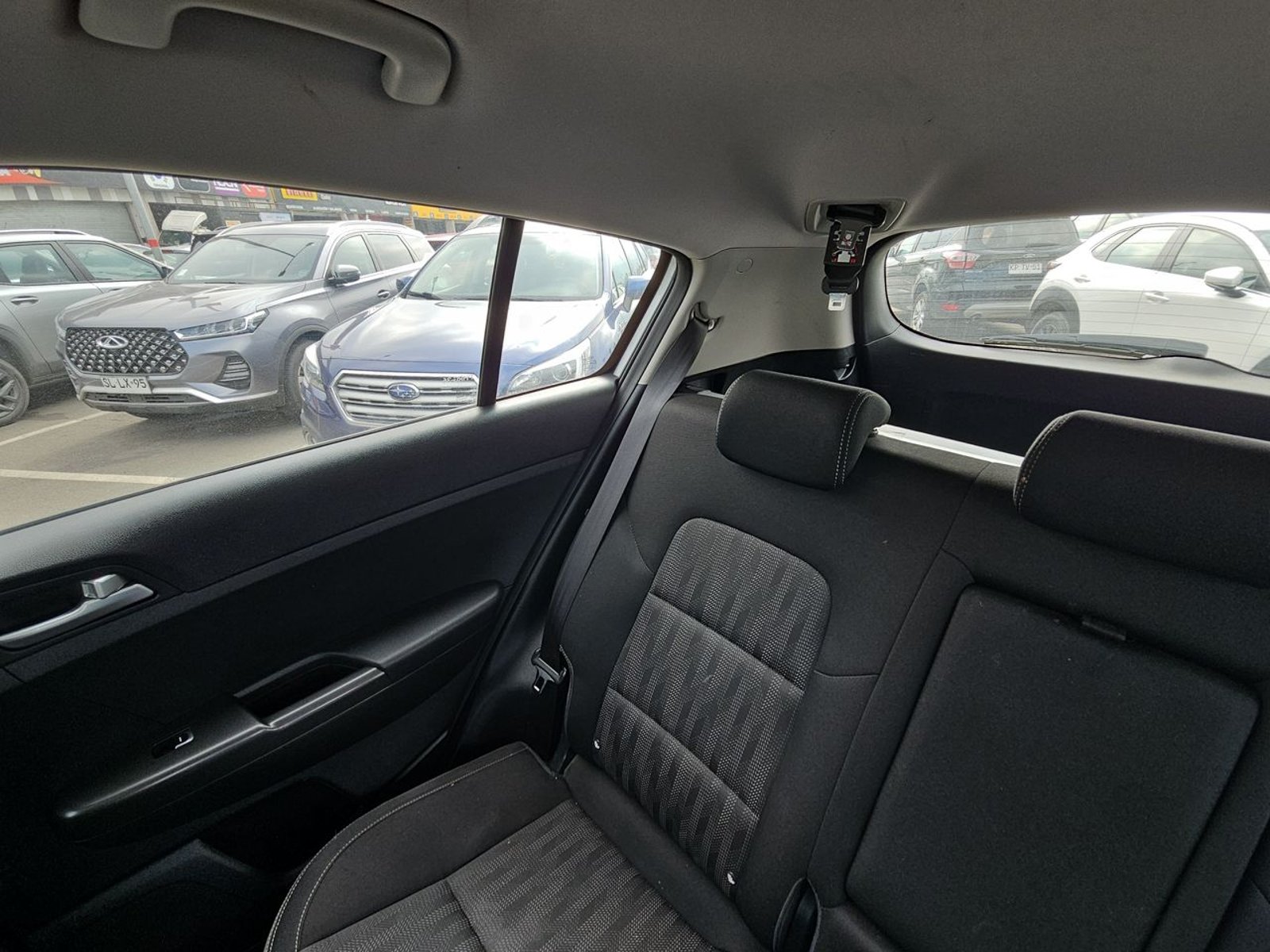 Kia SPORTAGE 2021 - Imagen 13 de 15