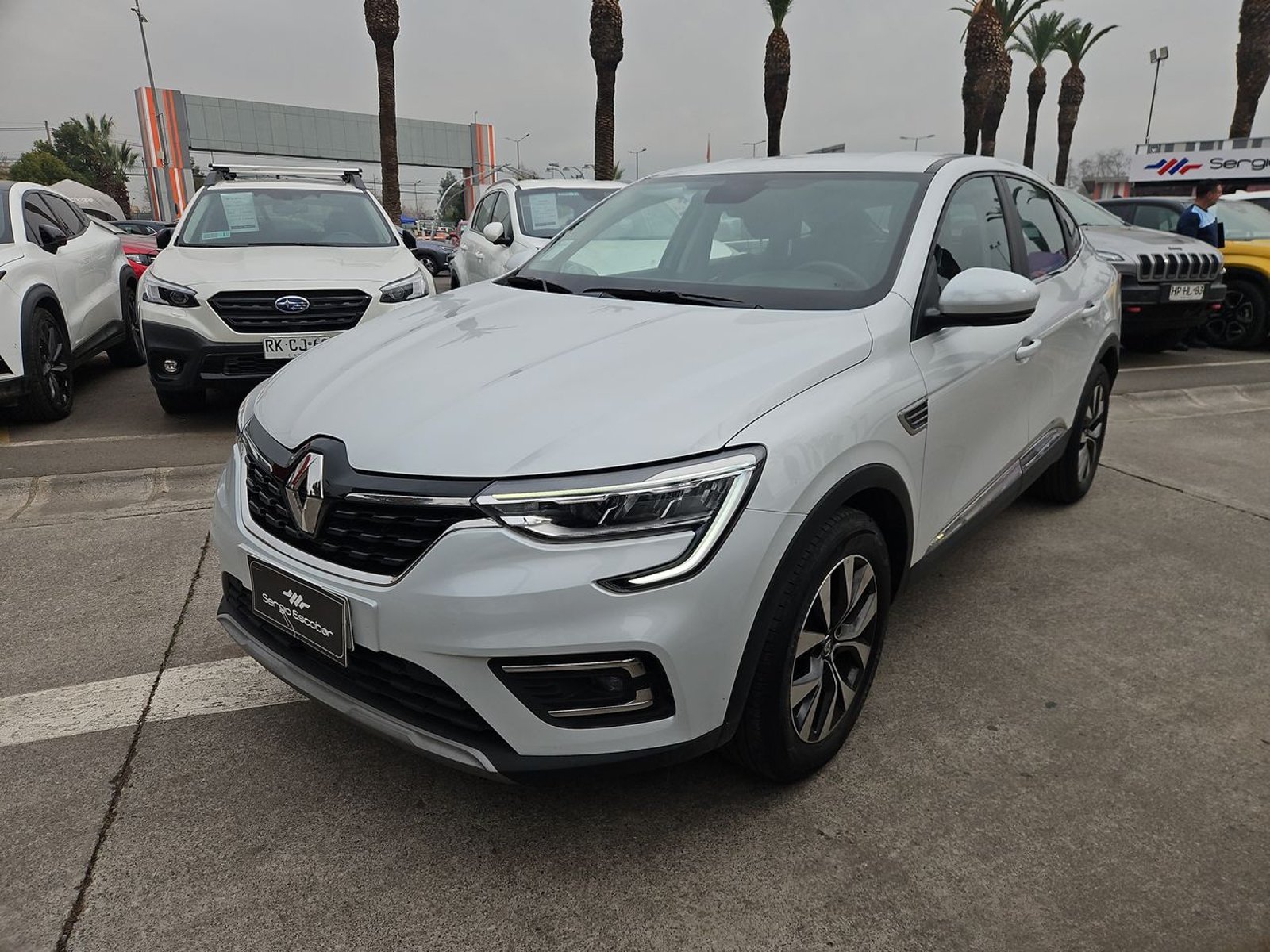 Renault ARKANA 2024 - Foto 4 de 15