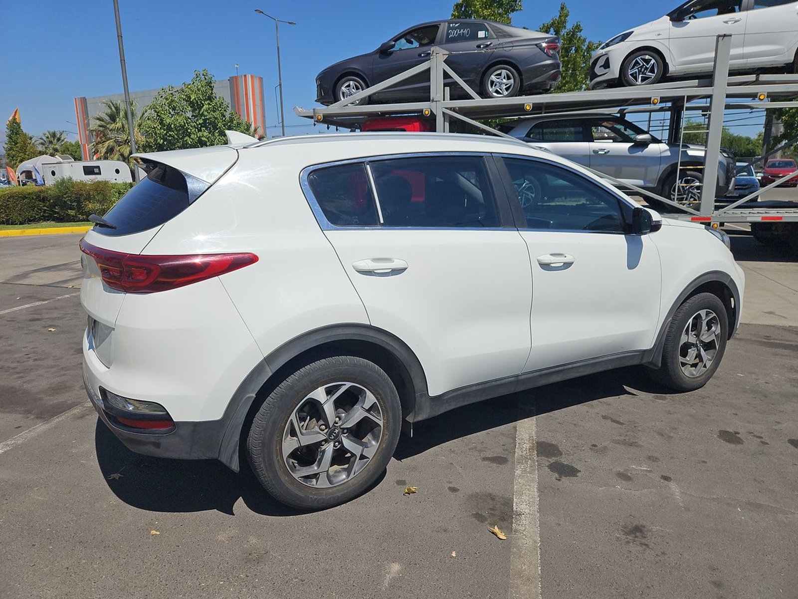 KIA SPORTAGE 2022 - Imagen 8 de 15