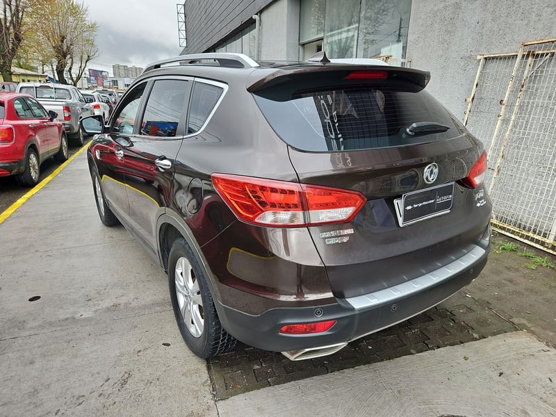 Dongfeng AX7 2019 - Imagen 6 de 15
