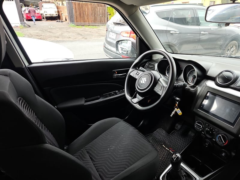 Suzuki SWIFT 2023 - Imagen 15 de 15