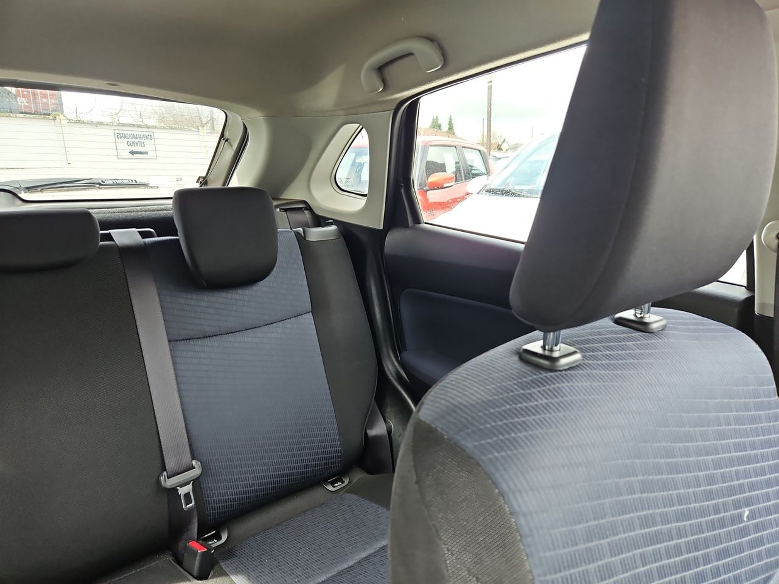 Suzuki BALENO 2022 - Imagen 13 de 15