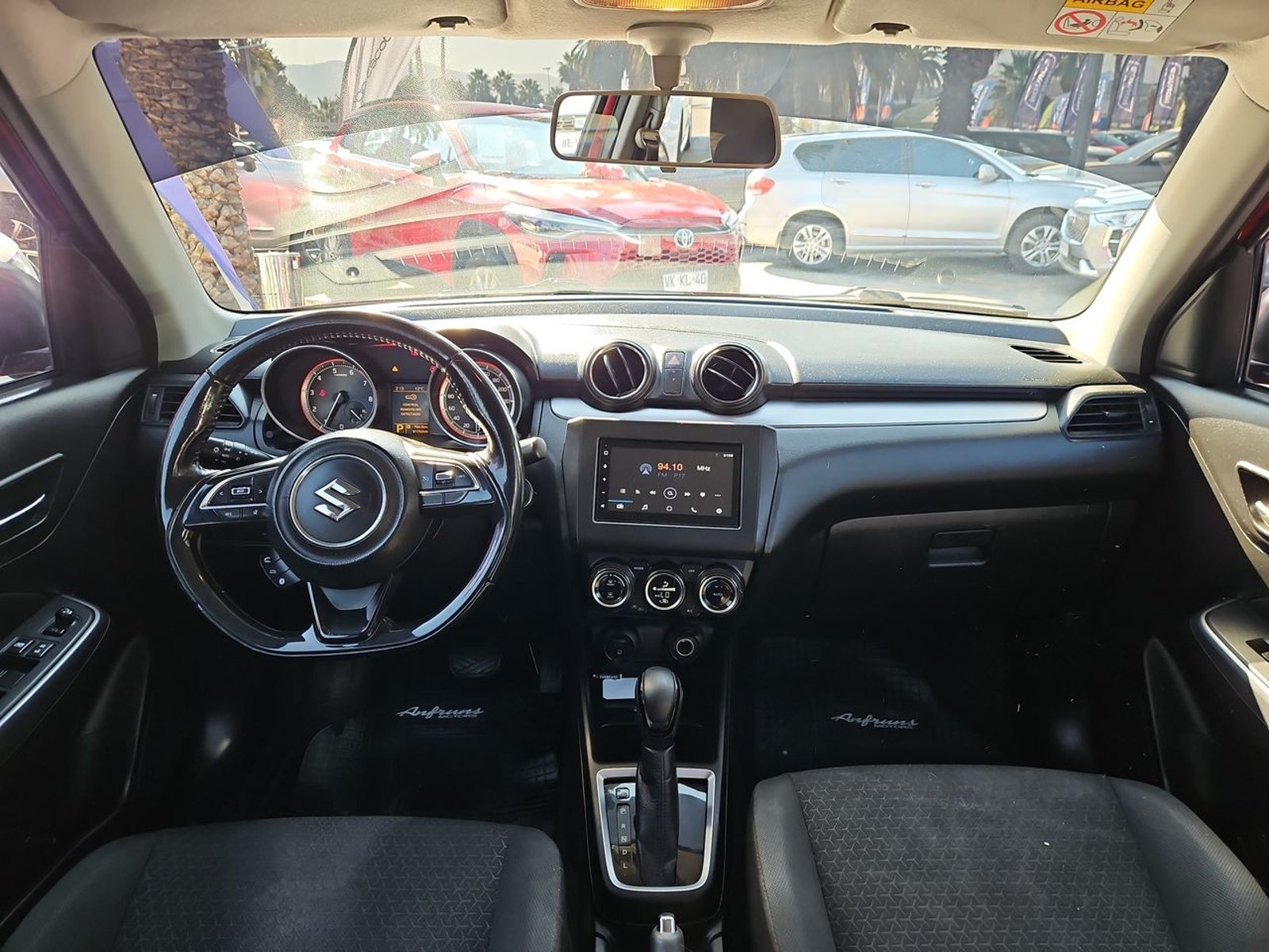 SUZUKI SWIFT 2022 - Imagen 10 de 15