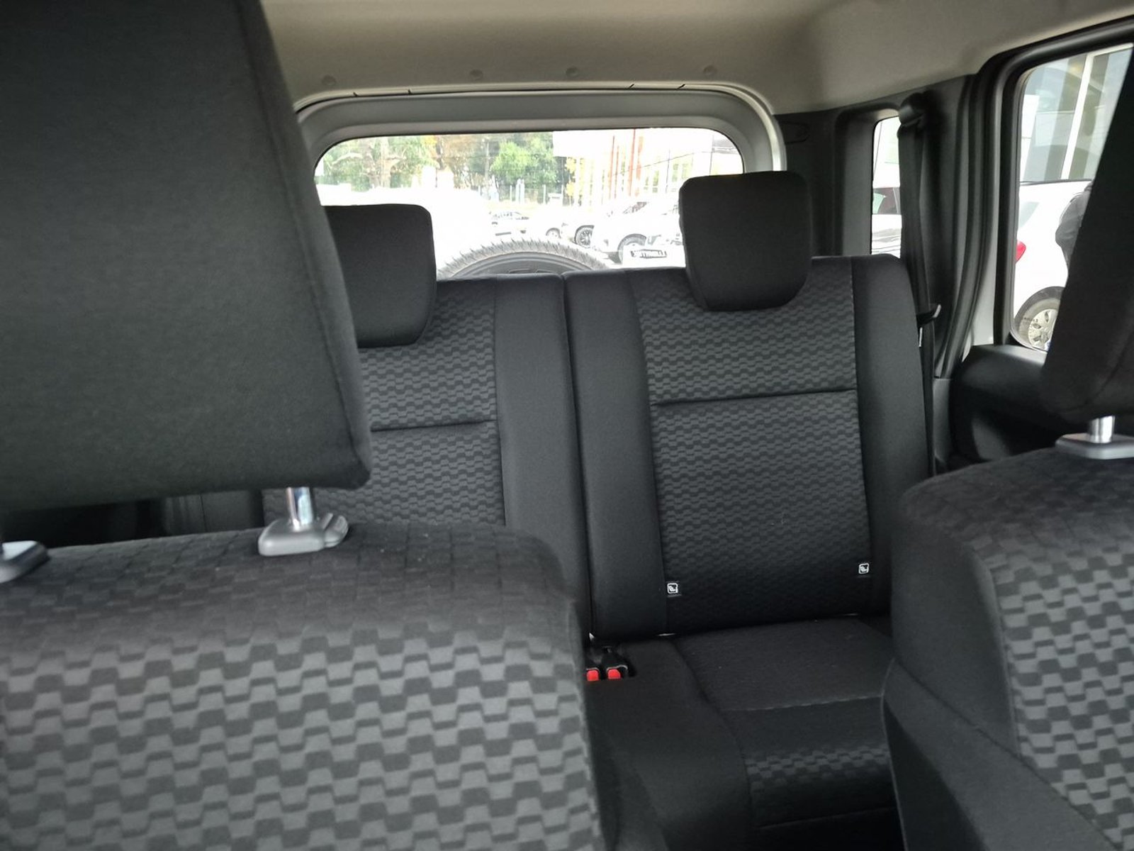SUZUKI JIMNY 2025 - Imagen 10 de 15