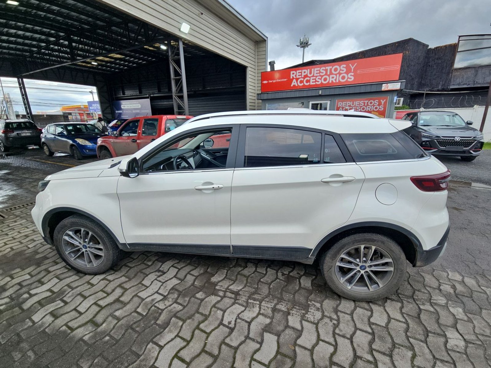 Ford TERRITORY 2023 - Imagen 9 de 15