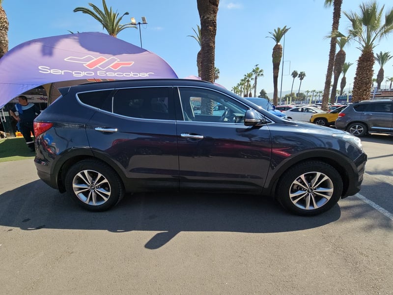 Hyundai SANTA FE 2016 - Imagen 9 de 15