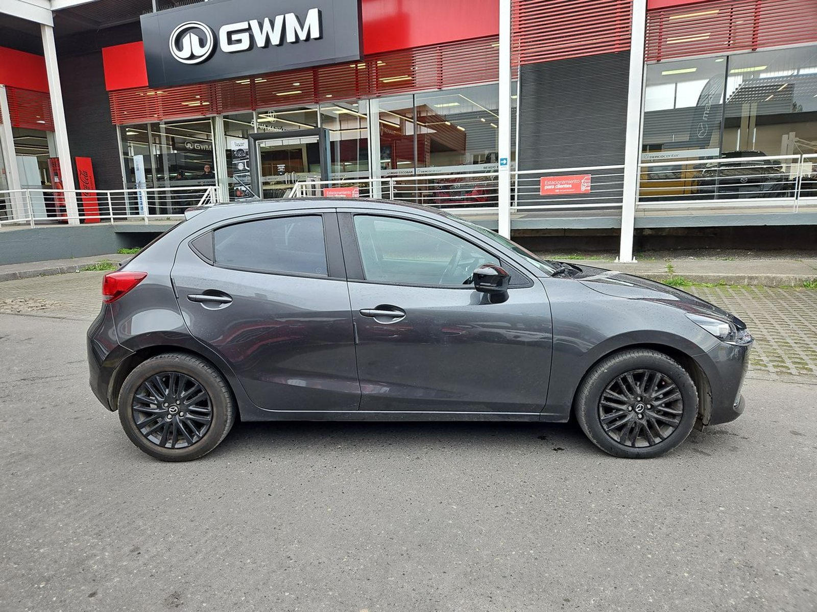 Mazda 2 2023 - Foto 5 de 15