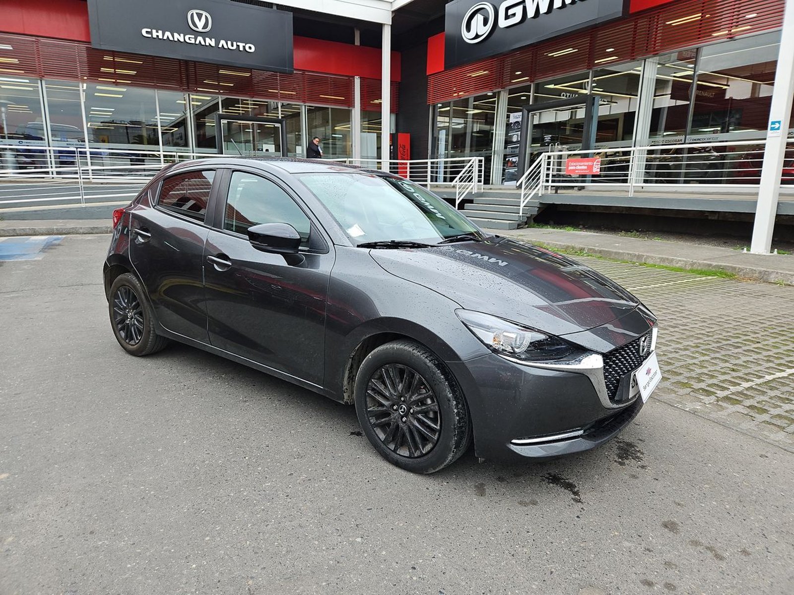 Mazda 2 2023 - Foto 4 de 15