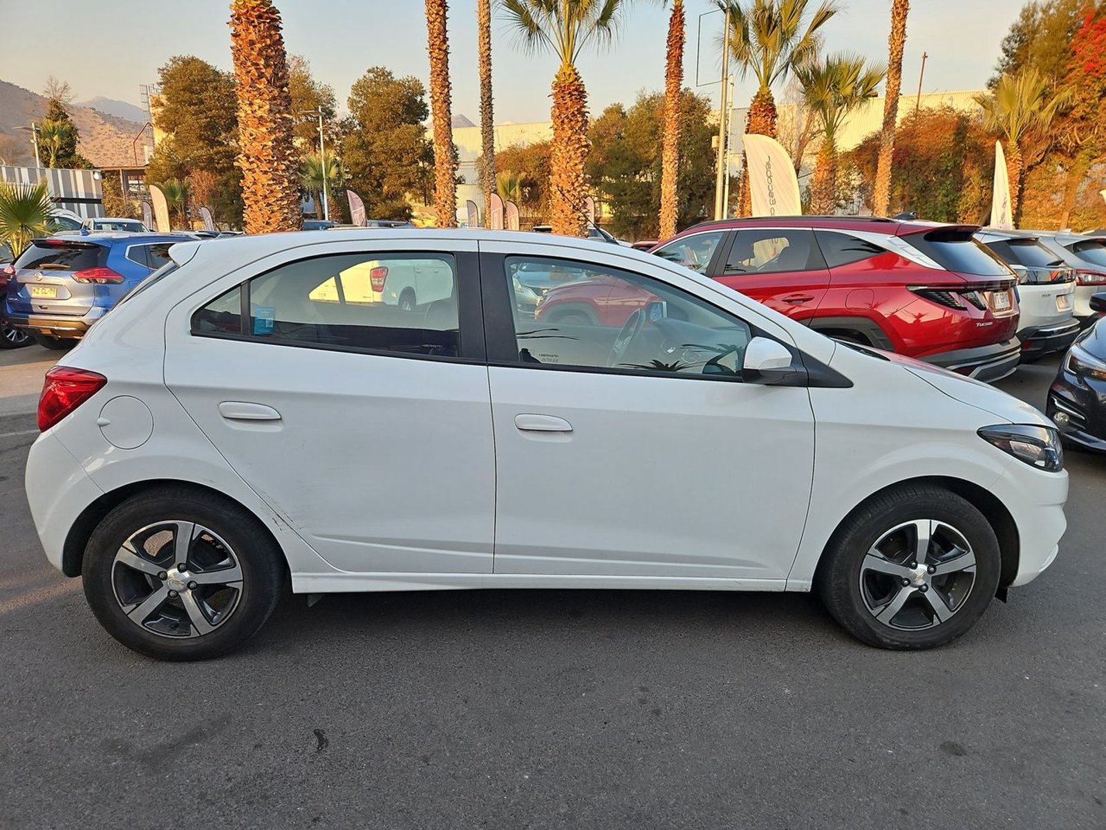CHEVROLET ONIX 2017 - Imagen 8 de 14