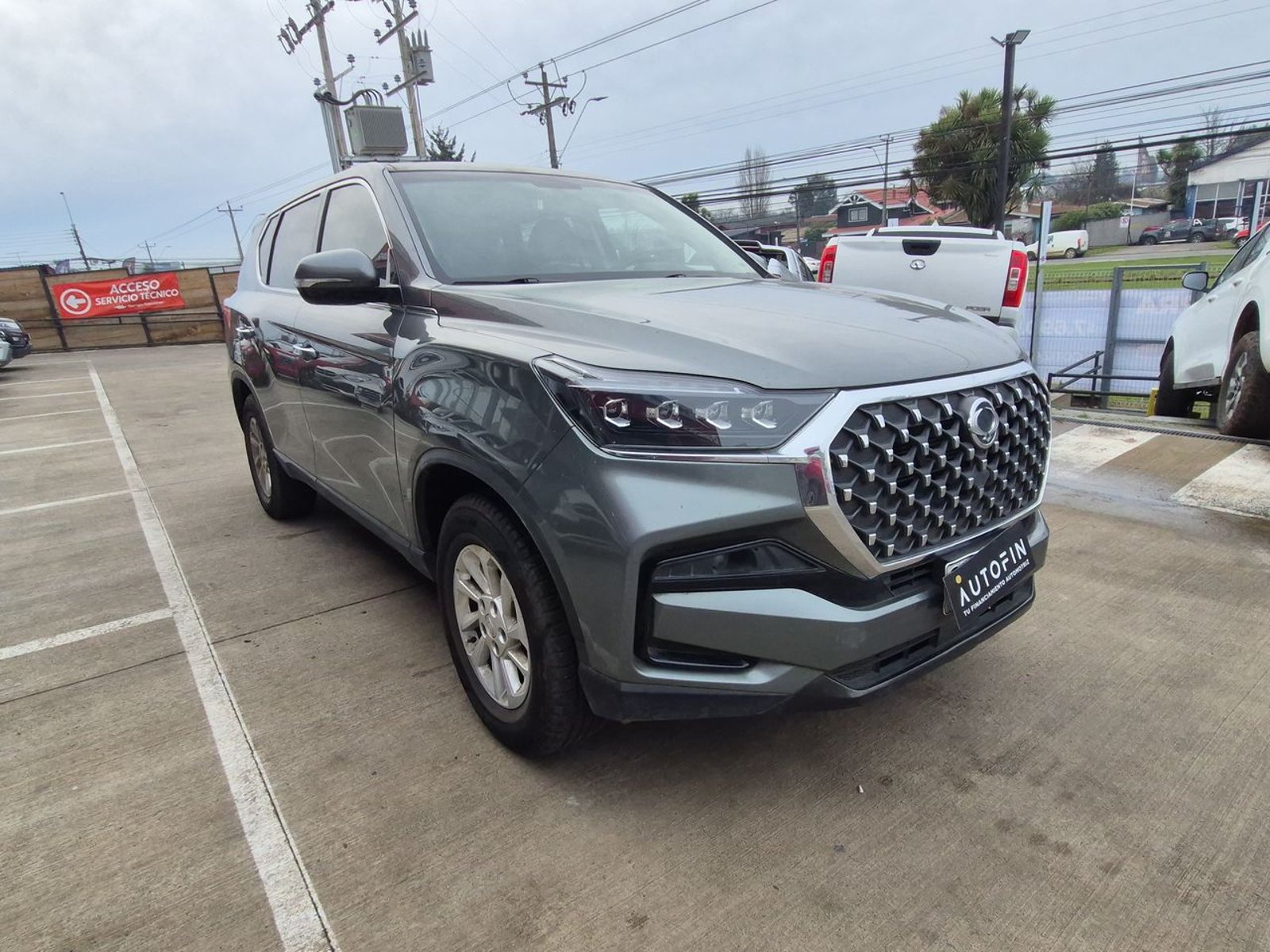 SsangYong REXTON 2023 - Foto 2 de 15