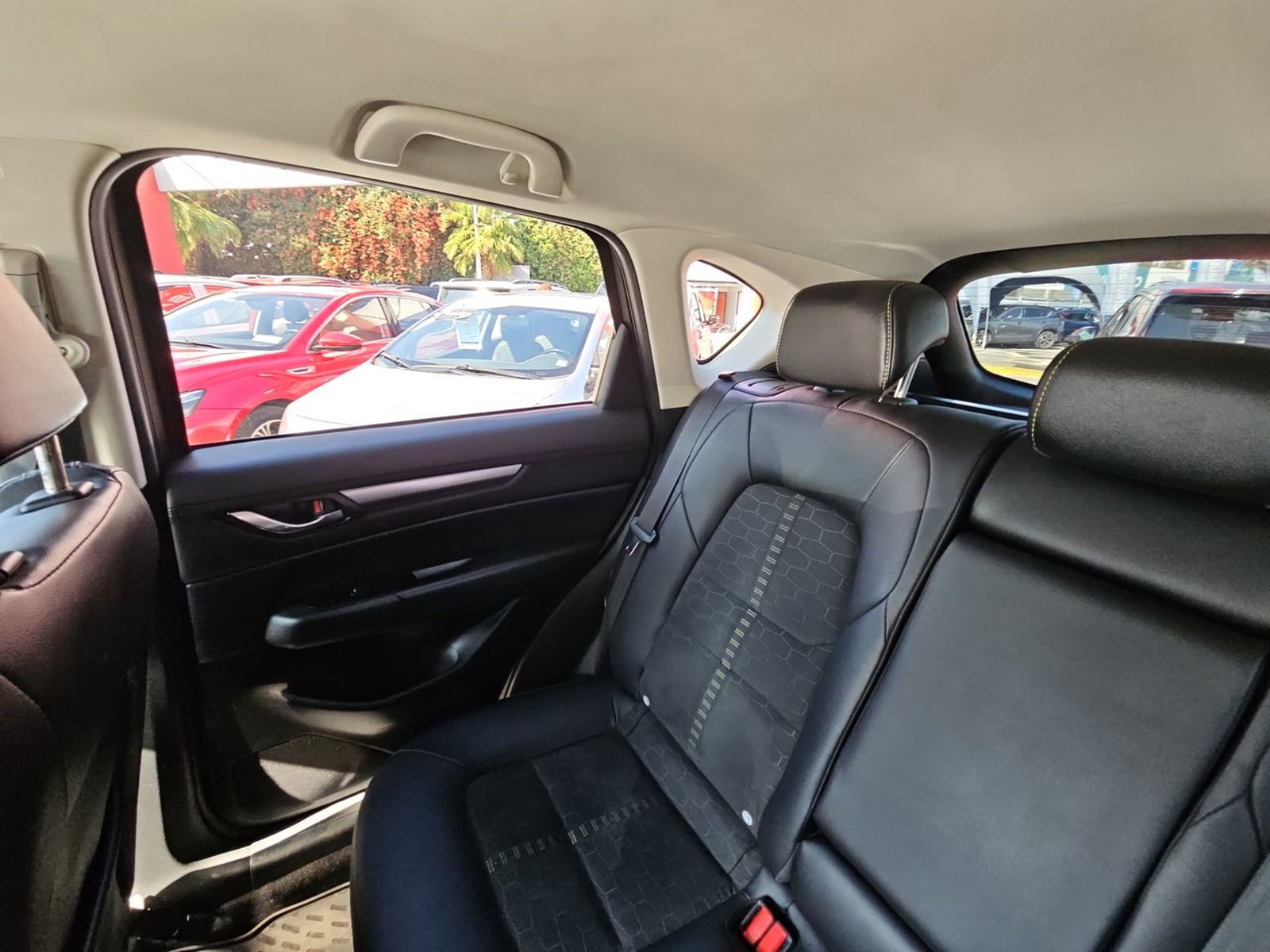 MAZDA CX-5 2023 - Imagen 13 de 15