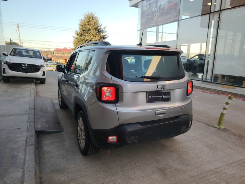 Jeep RENEGADE 2022 - Imagen 6 de 15