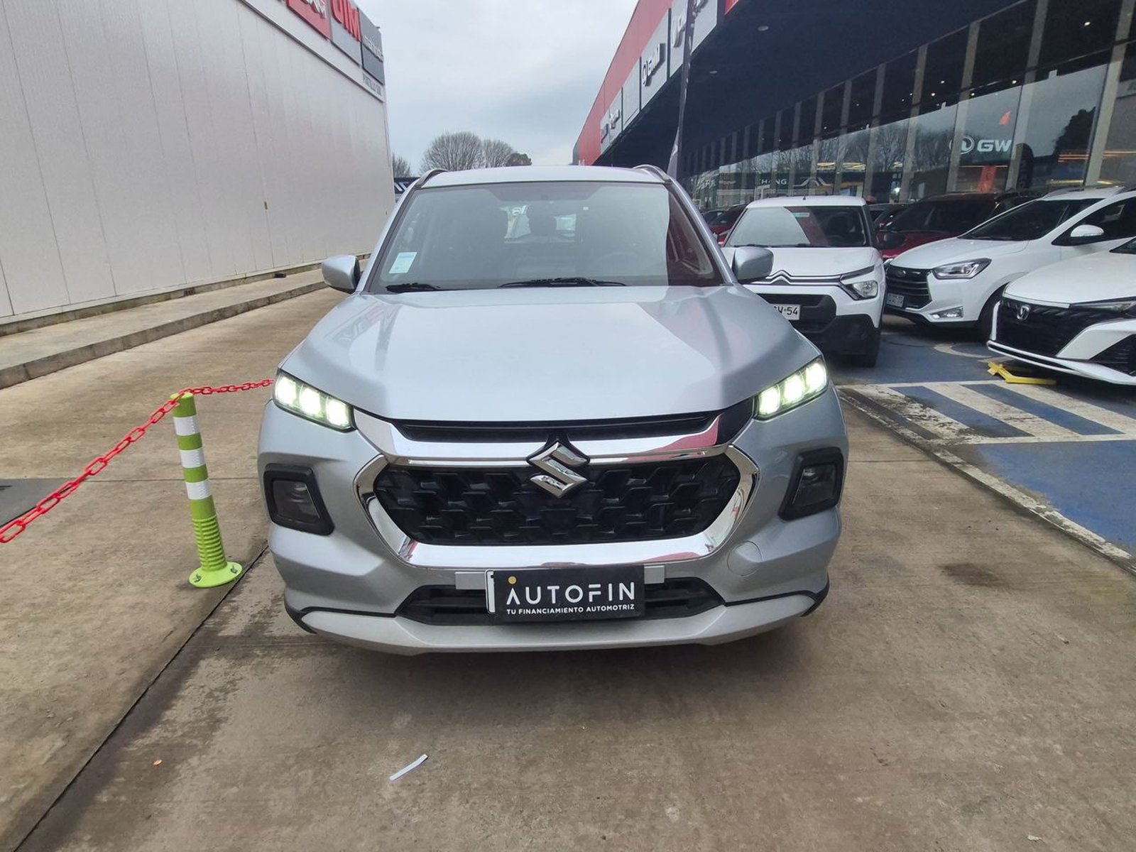 Suzuki GRAND VITARA 2025 - Foto 3 de 15