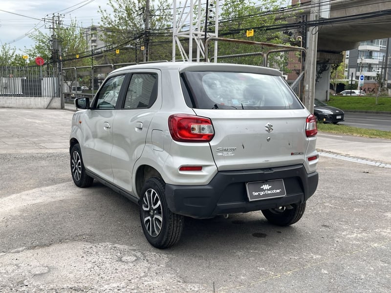 Suzuki S-PRESSO 2024 - Imagen 6 de 15